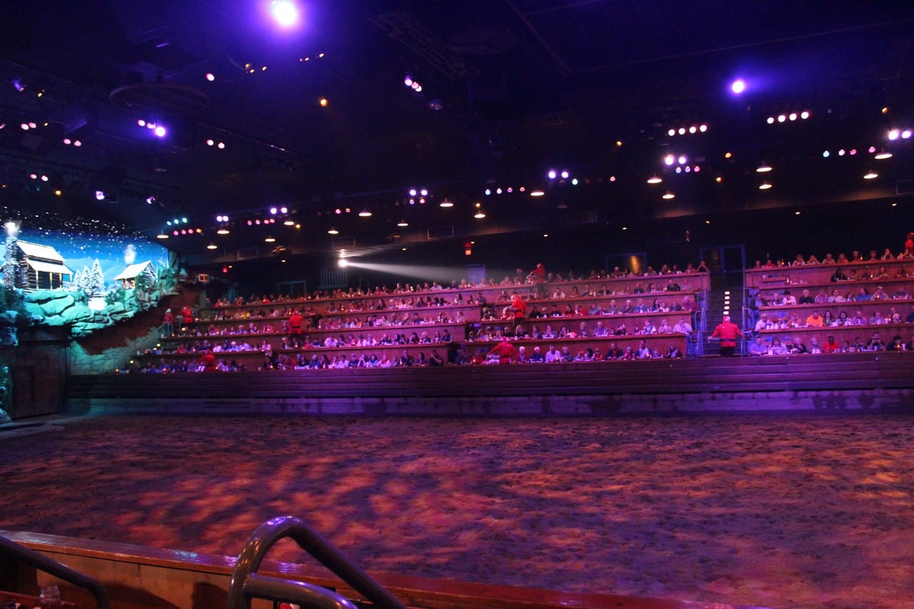 Dixie Stampede Pigeon Forge Tennessee - Christmas Show
