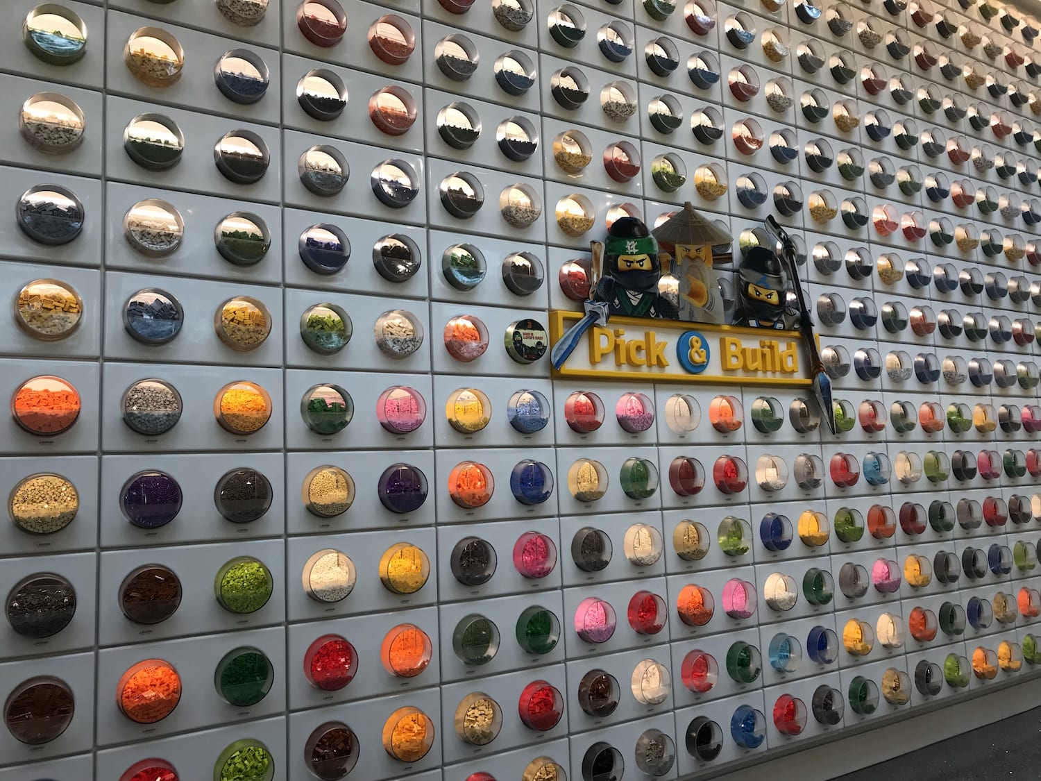 LEGO Store Mall of America Pick & Build Wall
