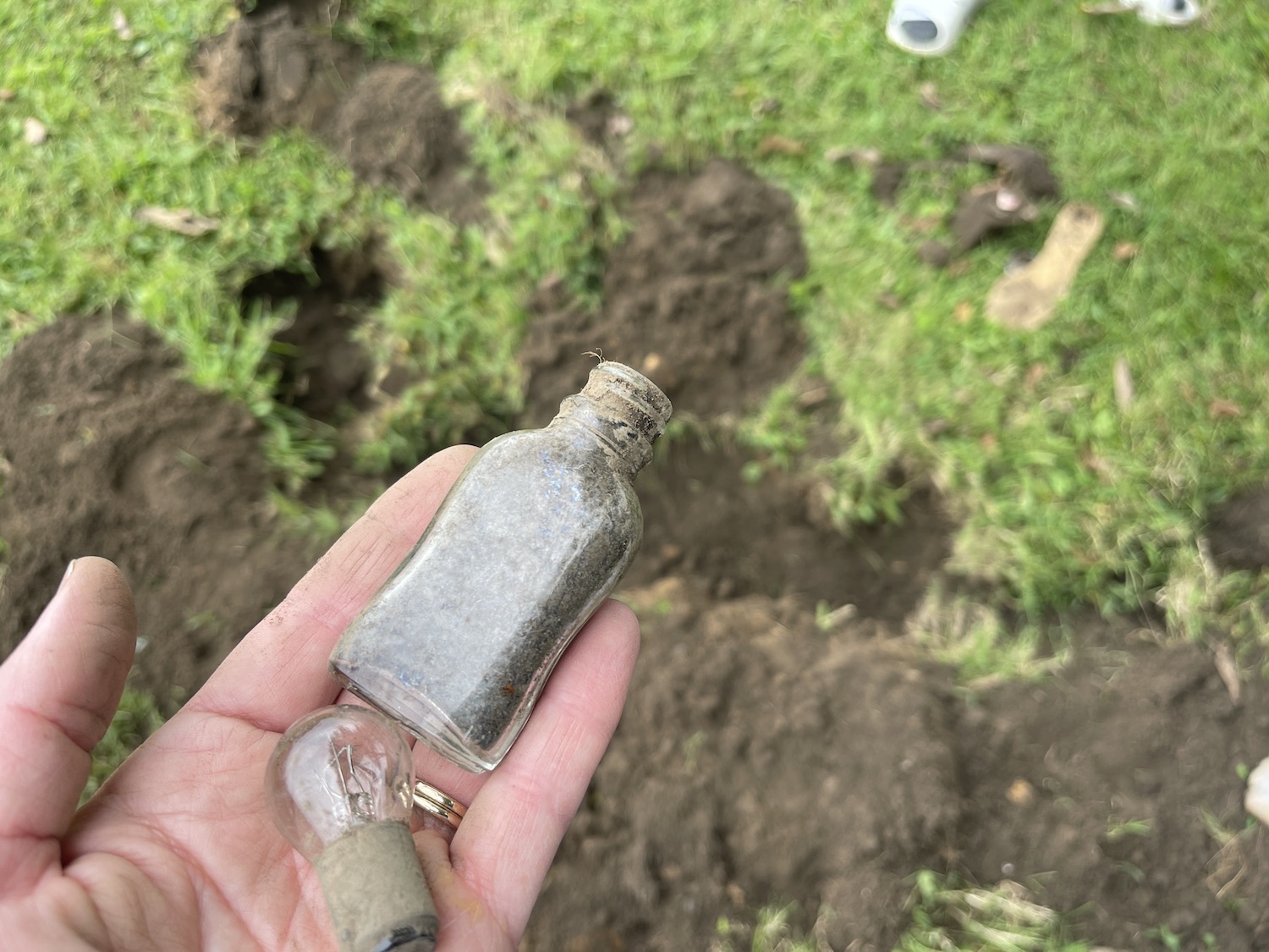 Tips for Beginner Metal Detecting - Hobbies on a Budget