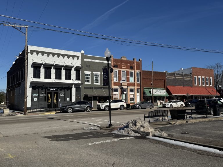 Cave City, KY Antique Malls