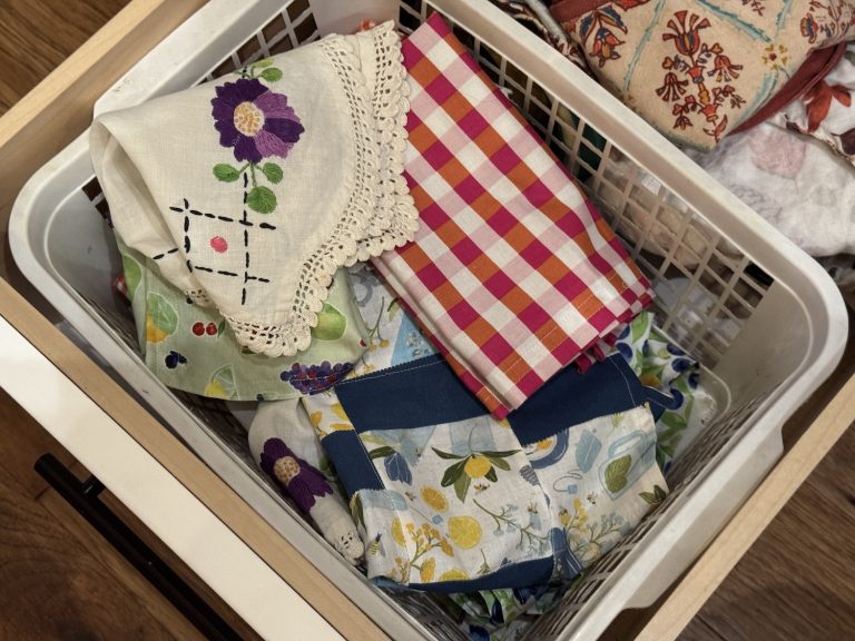 DIY Cloth Napkins & Reusable Papertowels