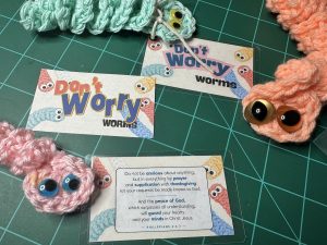 Easy Crochet “Don’t Worry” Worms