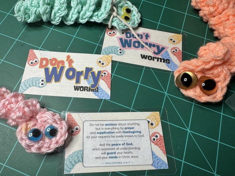 Easy Crochet “Don’t Worry” Worms