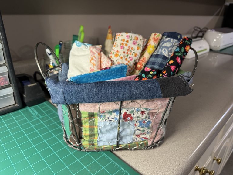 How to Make a Vintage Quilt Liner for a Thrifted Wire Basket